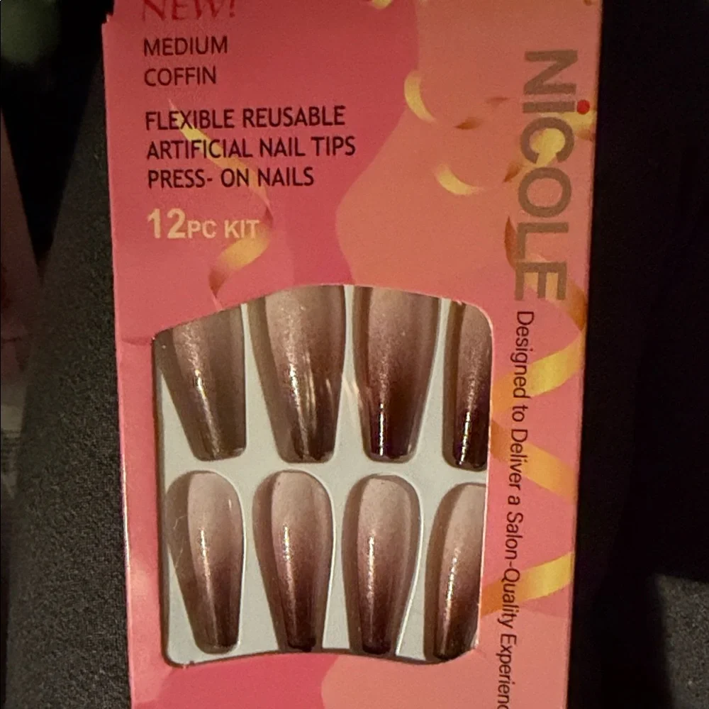 Nicole Metallic Brown Coffin Press-On Nail Set - Shimmery Brown
